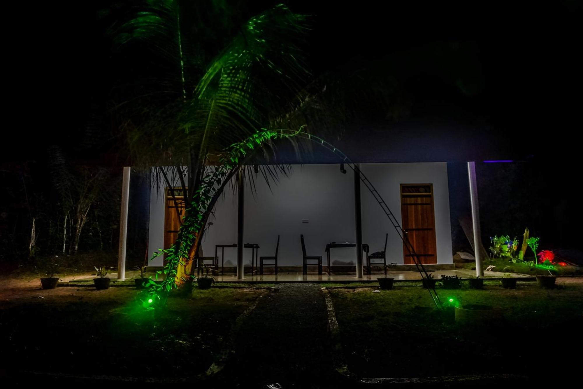 Little Ele Safari Lodge อุดาวาลาเว ภายนอก รูปภาพ